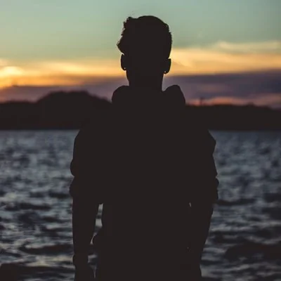 Alone Dp