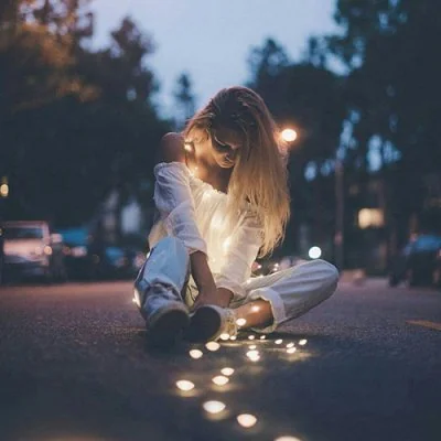 Alone Girl Dp