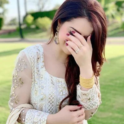 Beautiful Girls Dp