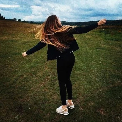 Beautiful Girl Aesthetic Dp