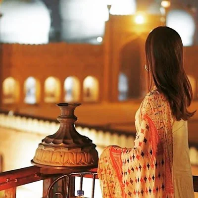 Girl At Mosque Evening Cute Dp