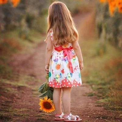 Girl Holding Sunflower Behind Cute Dp
