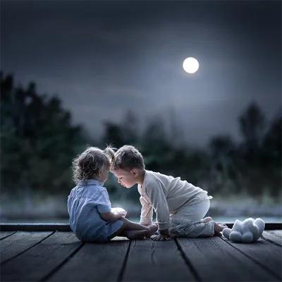 Cute Friends Whatsapp Profile Picture