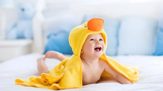 Baby In Duck Towel Cute Wallpaper