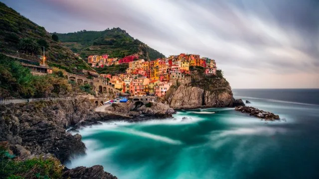 Cliffside Village Turquoise Sea Nature Wallpaper