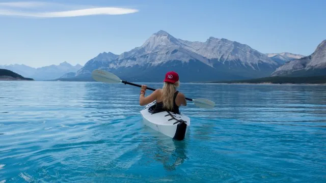 Kayaker On Glacial Lake Nature Wallpaper