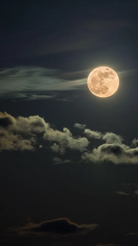 Clouds Aesthetic Night Moon Wallpaper