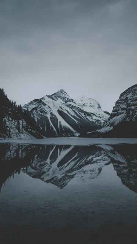 Mountain Lake HD Nature Wallpaper
