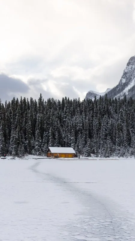 Winter House HD Nature Wallpaper