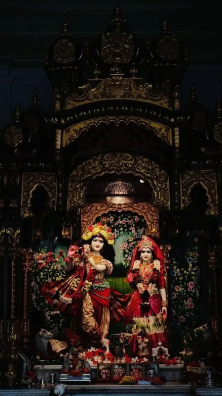 Radha Krishna Temple Altar Wallpaper
